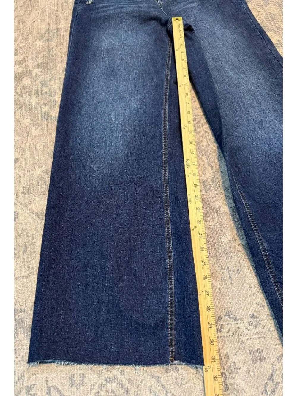 OAT New York High Rise Wide Leg Blue Jeans Size 8/29 Raw Hem Classic Modern